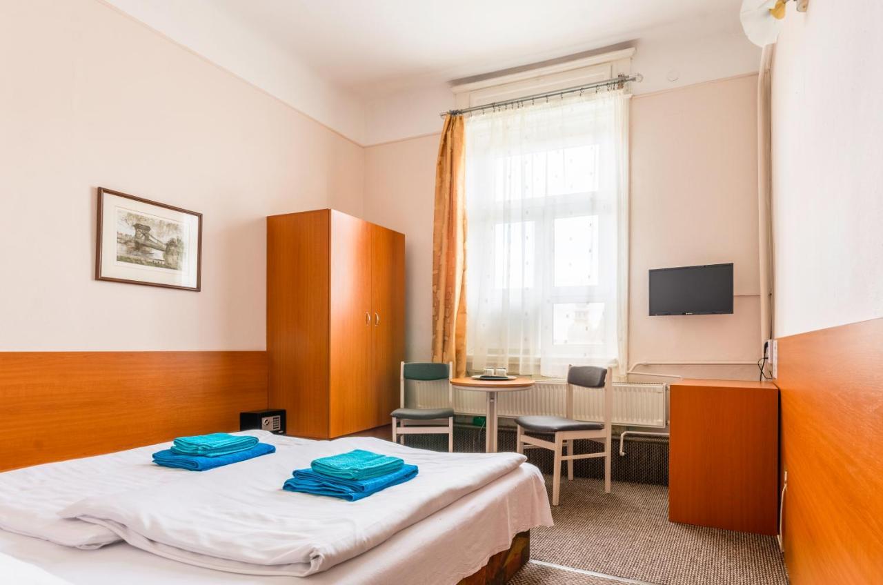 Eitans Guesthouse بودابست المظهر الخارجي الصورة