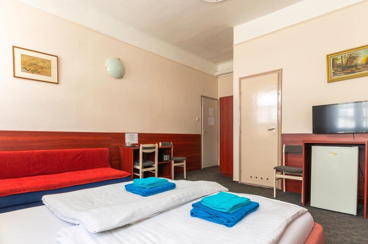 Eitans Guesthouse بودابست المظهر الخارجي الصورة