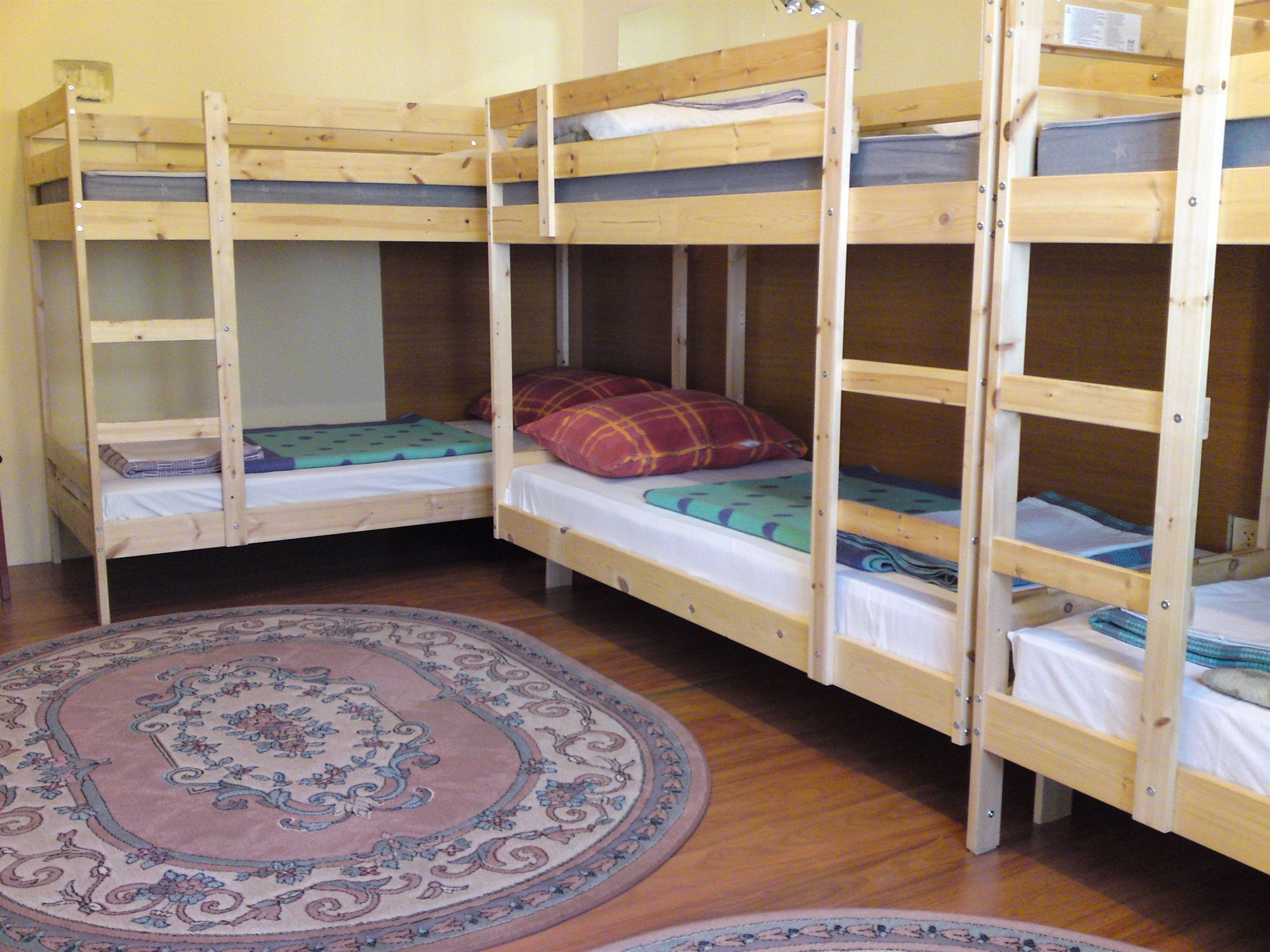 Eitans Guesthouse بودابست المظهر الخارجي الصورة